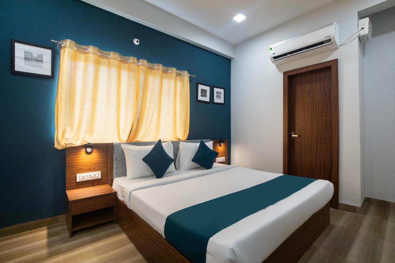 Hotel Ballfin Indore Индаур Экстерьер фото
