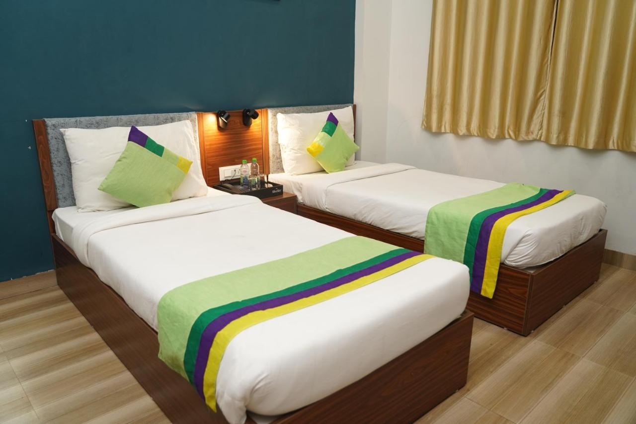Hotel Ballfin Indore Индаур Экстерьер фото